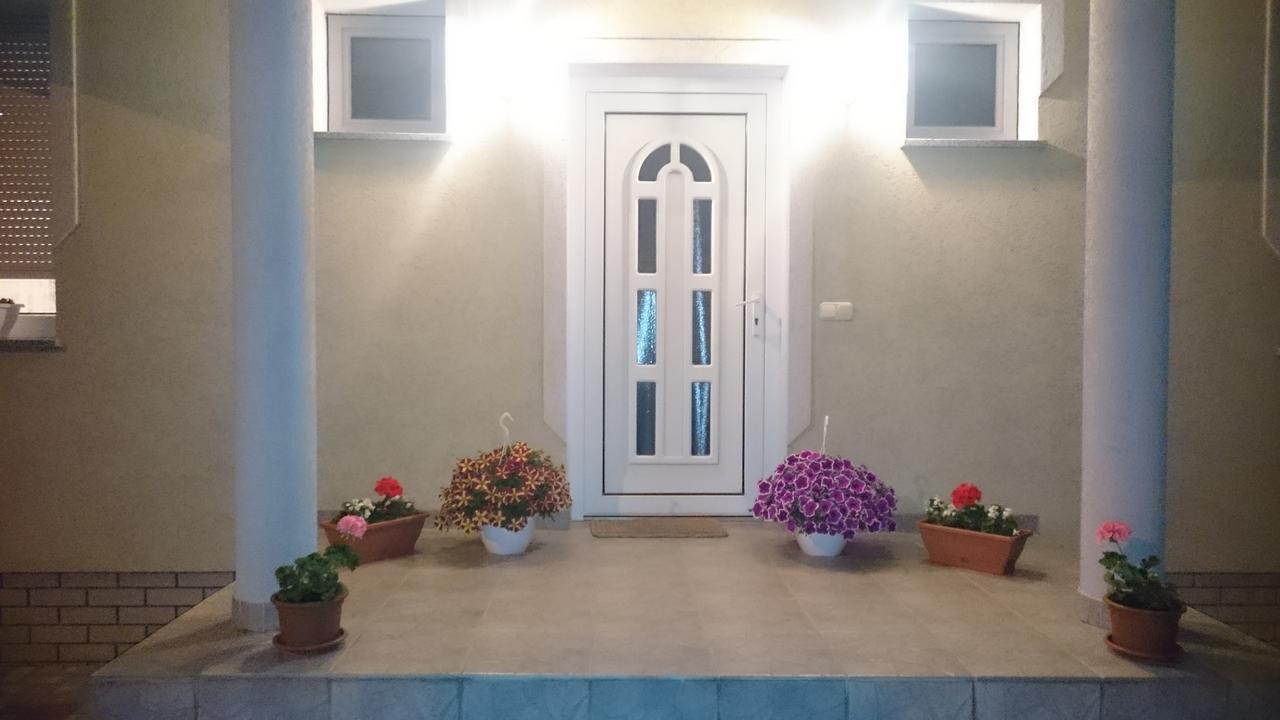 Natalie Appartment Bük المظهر الخارجي الصورة